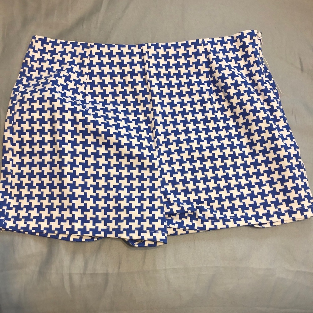 Women’s high waisted shorts
